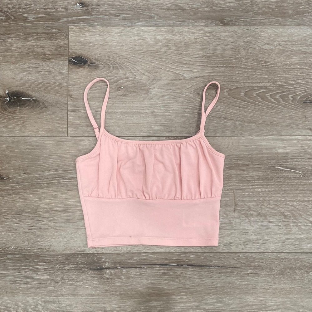 H&M women’s light pink tank top